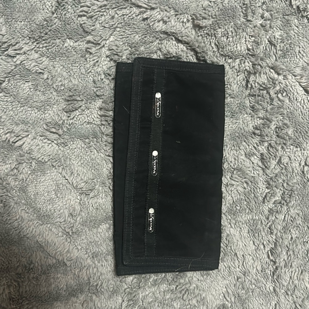 Le Sport Sac wallet